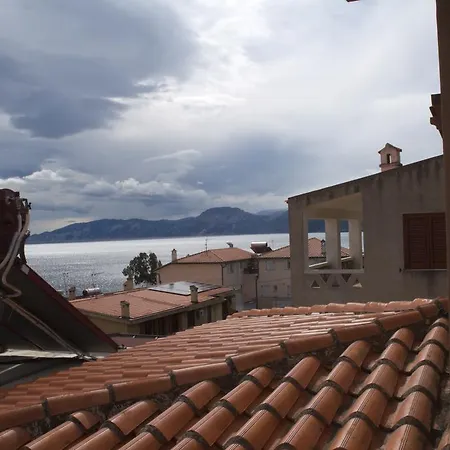 아파트 Palmasere's *