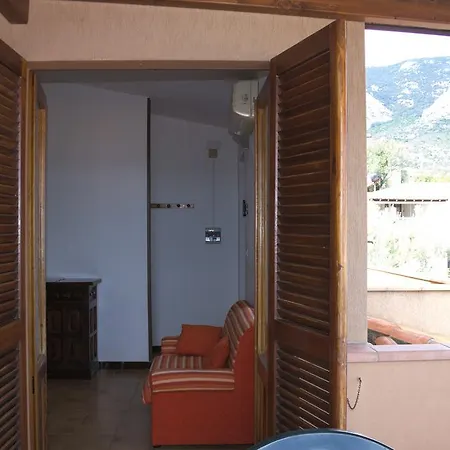 Palmasere's Apartment *