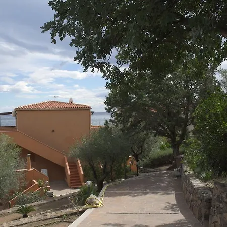 Palmasere's Apartment